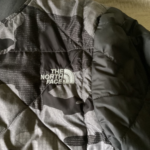 Jacket - Picture 3 of 6